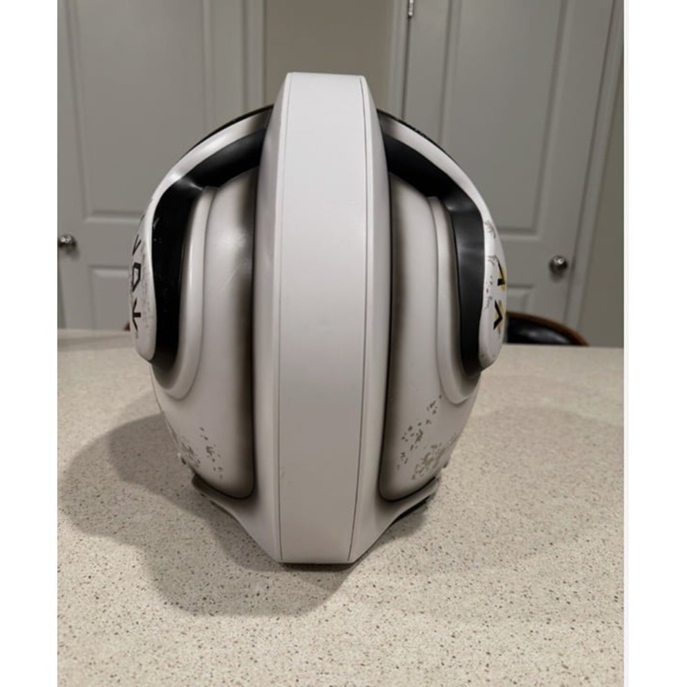 DISNEY PARKS STAR WARS GALAXY EDGE X-WING FIGHTER HELMET W /SOUNDS NEW